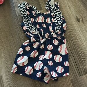 Pete and Lucy 6-12 month romper